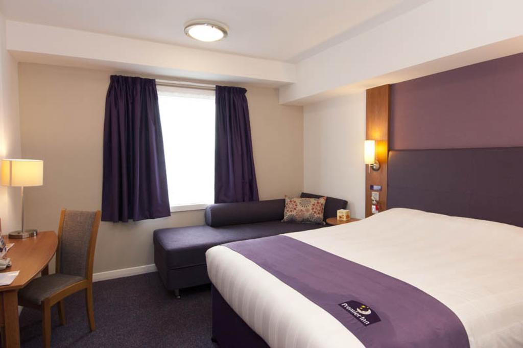 Premier Inn Newcastle Team Valley Gateshead Δωμάτιο φωτογραφία